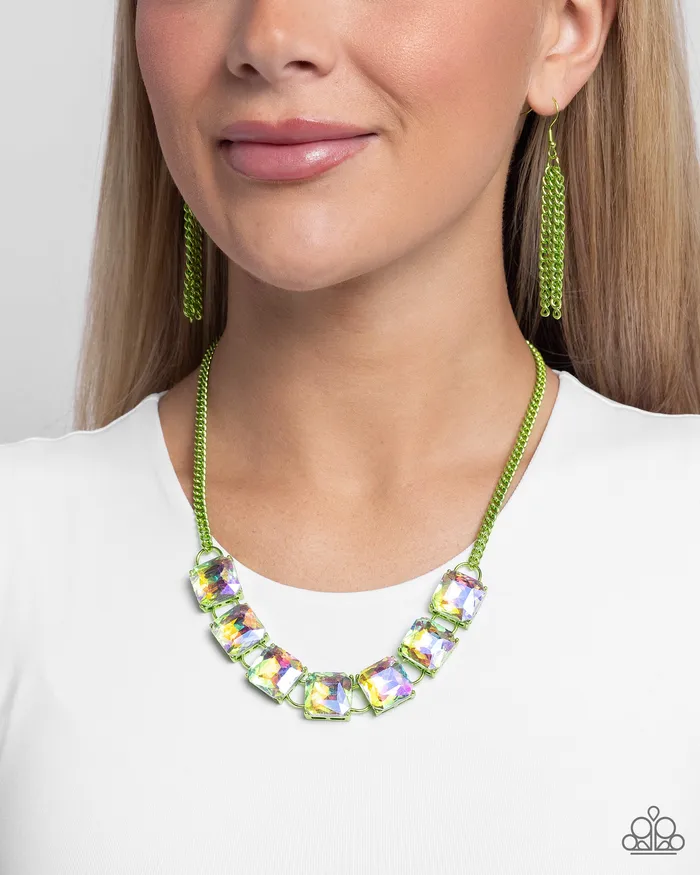 Earrings Paparazzi Accessories I SQUARE to Secrecy Green