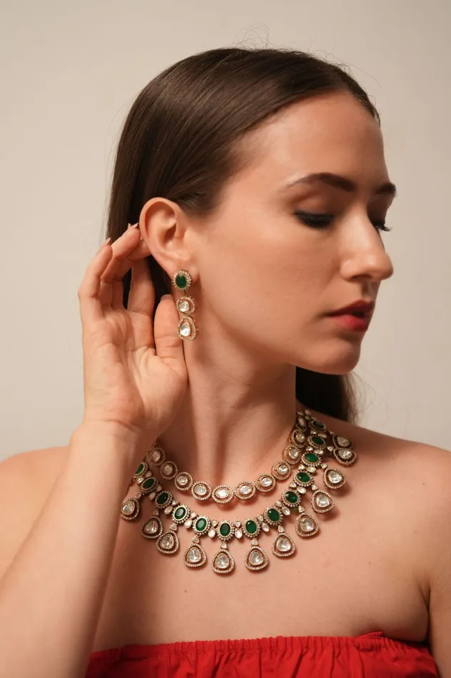 Attrangi Necklaces Akanksha Polki 2 Layer Necklace Set Emerald Attrangi Necklaces Akanksha Polki 2 Layer Necklace Set Emerald