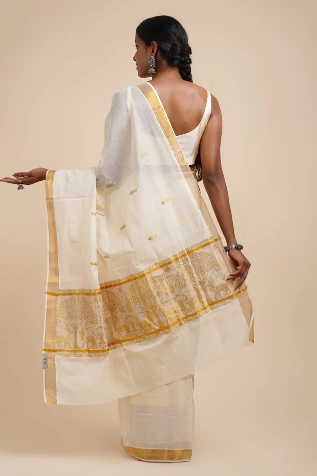 Teejh Rings Teejh Jaya White and Gold Kerala Cotton Kasavu Saree