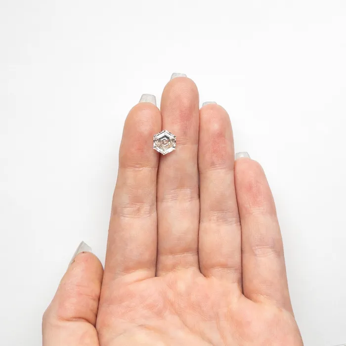 205ct 911x903x405mm SI2 J Hexagon Step Cut 2427601 Misfit Diamonds Rings
