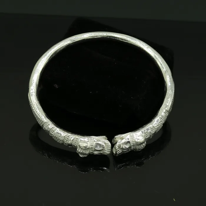 Bracelets TRIBAL ORNAMENTS Vintage design handmade 999 Solid silver crocodile bangle kada boys or girls solid customized tribal design bangle adjustable kada nbbk98