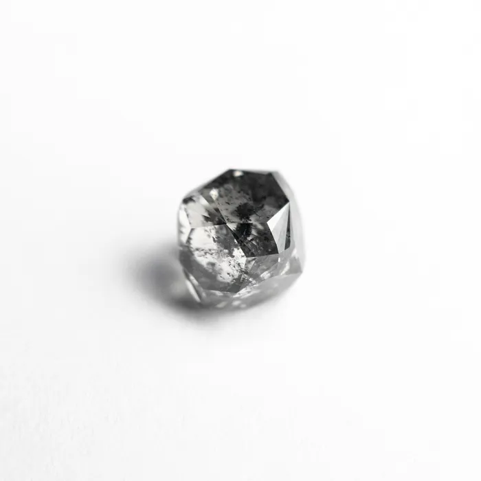 Earrings 174ct 667x611x606mm Octahedron 2488201 Misfit Diamonds