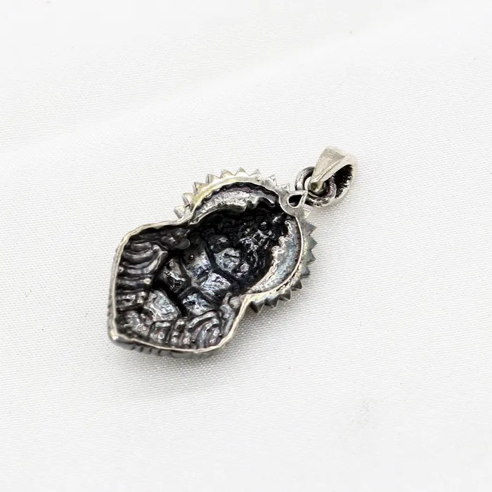 Necklaces 925 Sterling silver Lord Vishnu avatar Narsimha pendant with Black and white rosary beads tulsi mala meditation necklace NSP813 TRIBAL ORNAMENTS