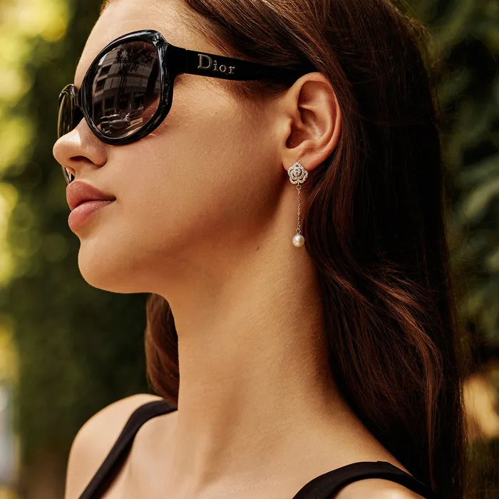 Pearly Lustre Earrings Elegant Freshwater Pearl Earrings WE00080 GARDENS