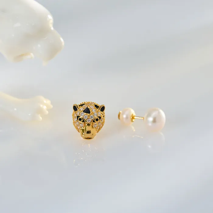 Pearly Lustre Freshwater Pearl Earrings WE00467 SAFARI Earrings