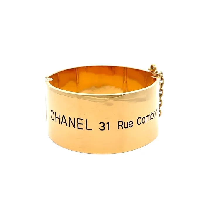 PreOwned Chanel Vintage 31 Rue Cambon Bangle Chanel Bracelets
