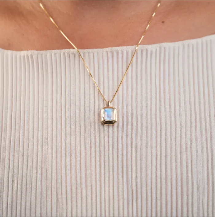 14k Moonstone Necklace RG Necklaces
