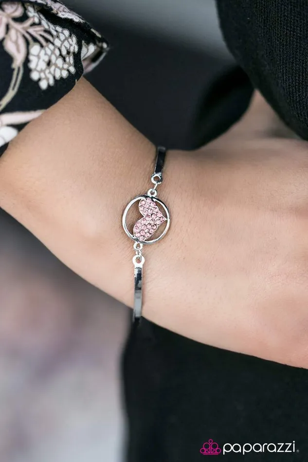 Bracelets Paparazzi Bracelet HEART Knock Life Pink Paparazzi Jewelry