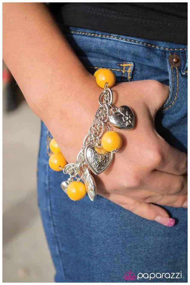 Bracelets Paparazzi Jewelry Paparazzi Bracelet Heart of Hearts Yellow