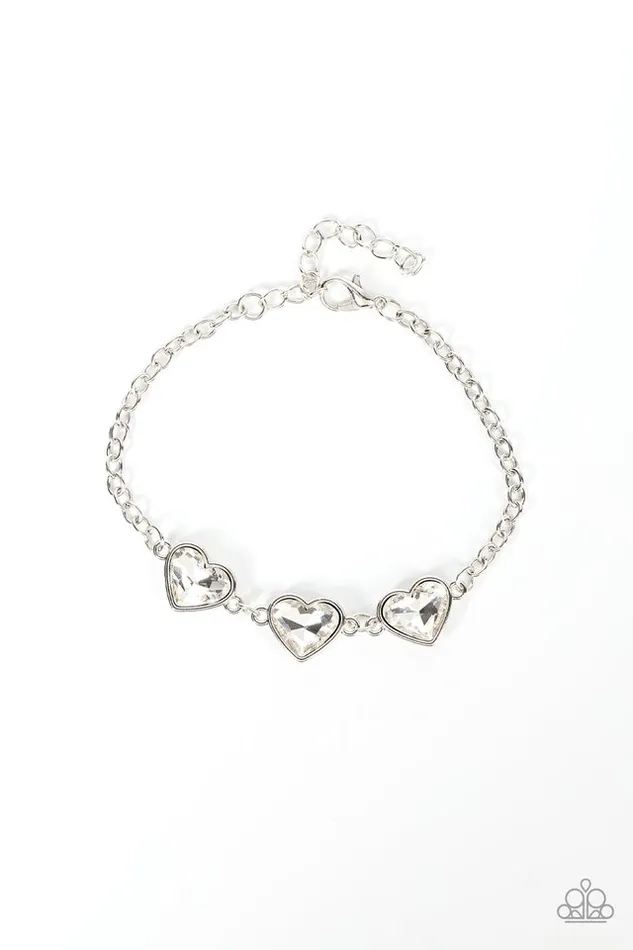 Bracelets Paparazzi Jewelry Paparazzi Bracelet Little Heartbreaker White Bracelets Paparazzi Jewelry Paparazzi Bracelet Little Heartbreaker White