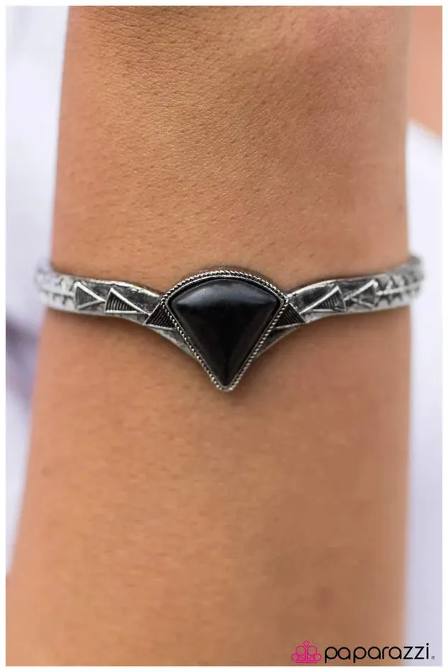 Bracelets Paparazzi Jewelry Paparazzi Bracelet Swift As An Arrow Black