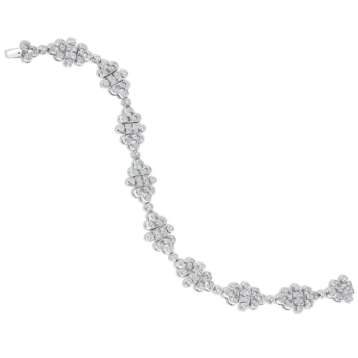 CJ Charles Jewelers 18KT WHITE DIAMOND FLOWER BRACELET Bracelets CJ Charles Jewelers 18KT WHITE DIAMOND FLOWER BRACELET Bracelets