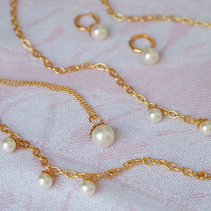 Goldbug Collection Bracelets Goldbug Palm Pearl Station Bracelet