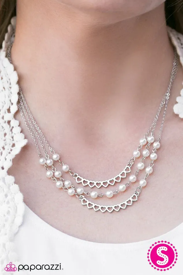 Necklaces Paparazzi Jewelry Paparazzi Necklace Affectionately Yours White
