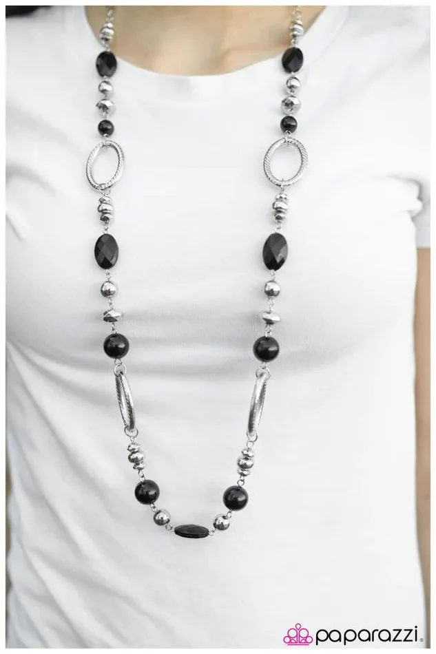Necklaces Paparazzi Jewelry Paparazzi Necklace Celebrity Black