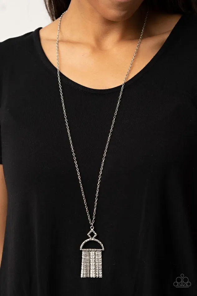 Necklaces Paparazzi Jewelry Paparazzi Necklace Getting the Hang of Things Silver Necklaces Paparazzi Jewelry Paparazzi Necklace Getting the Hang of Things Silver