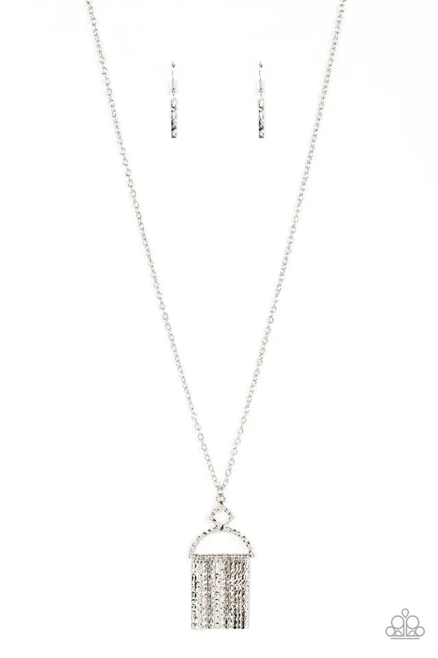 Necklaces Paparazzi Jewelry Paparazzi Necklace Getting the Hang of Things Silver Necklaces Paparazzi Jewelry Paparazzi Necklace Getting the Hang of Things Silver