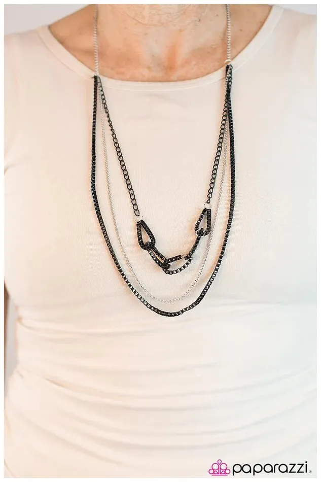 Necklaces Paparazzi Jewelry Paparazzi Necklace My Word Is My Bond Black