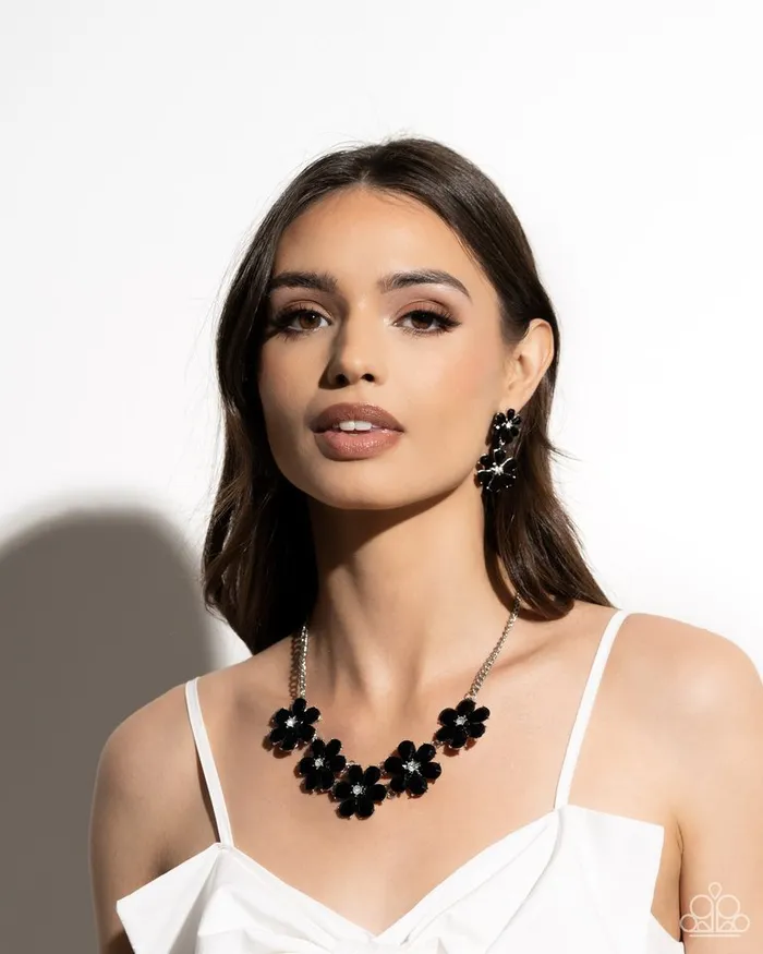 Paparazzi Earring A Blast of Blossoms Black Paparazzi Jewelry Earrings Paparazzi Earring A Blast of Blossoms Black Paparazzi Jewelry Earrings