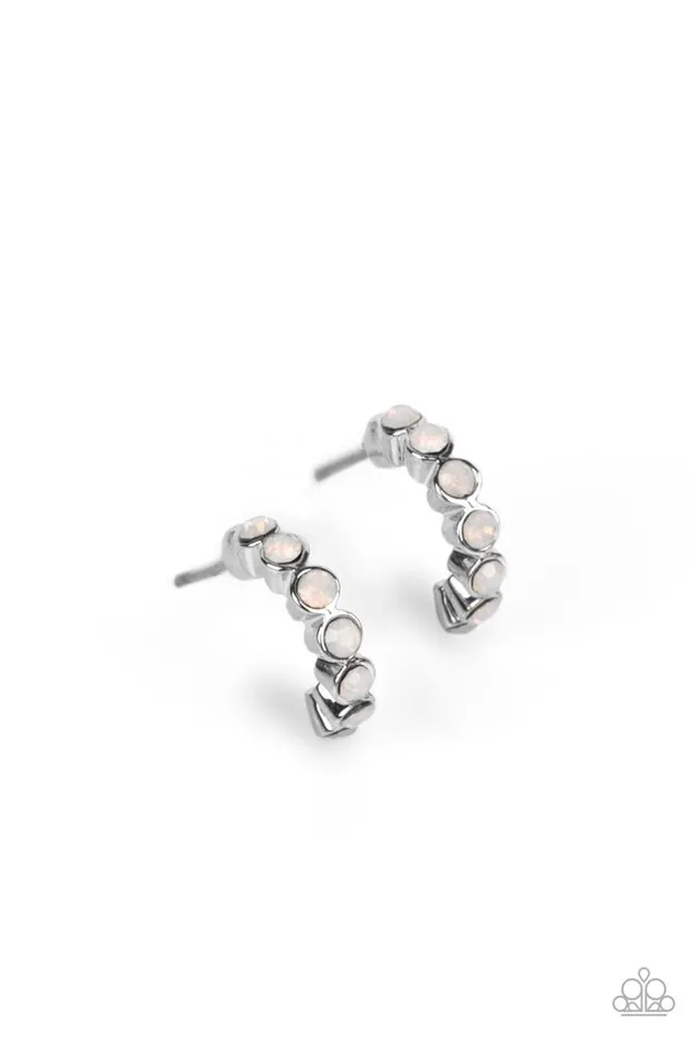 Paparazzi Earring Carefree Couture White Paparazzi Jewelry Earrings Paparazzi Earring Carefree Couture White Paparazzi Jewelry Earrings