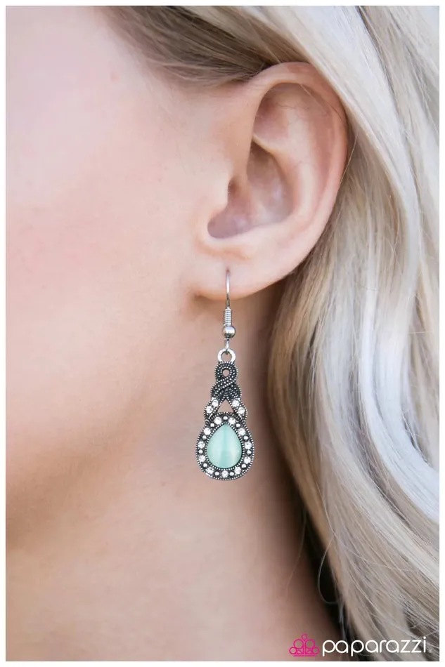 Paparazzi Earring Dreaming My Life Away Blue Paparazzi Jewelry Earrings