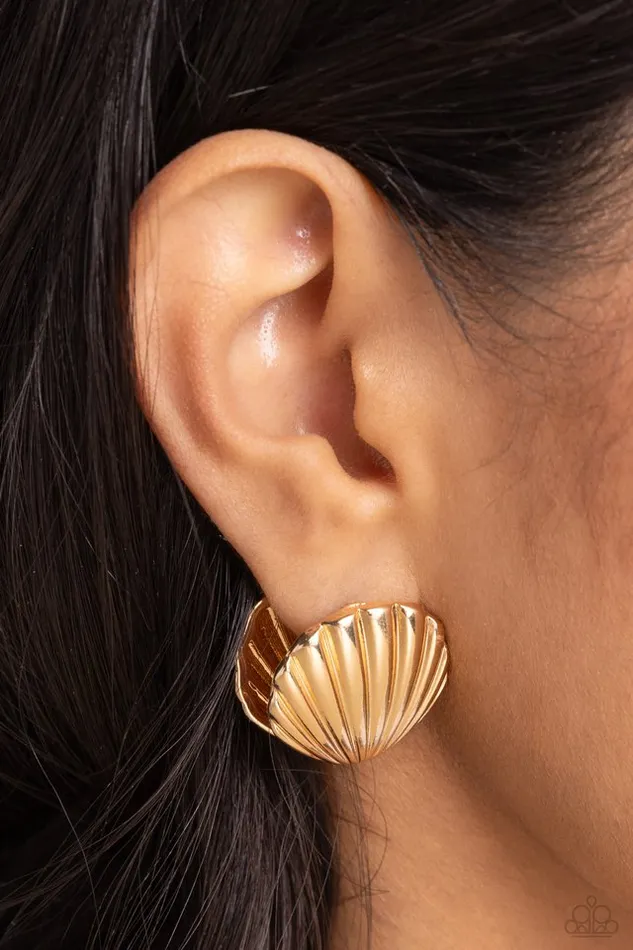 Paparazzi Earring Seashell Surprise Gold Paparazzi Jewelry Earrings