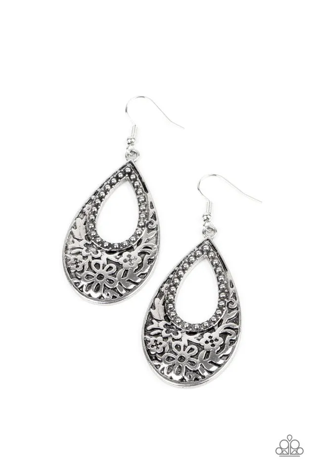 Paparazzi Jewelry Earrings Paparazzi Earring Organically Opulent Silver Paparazzi Jewelry Earrings Paparazzi Earring Organically Opulent Silver