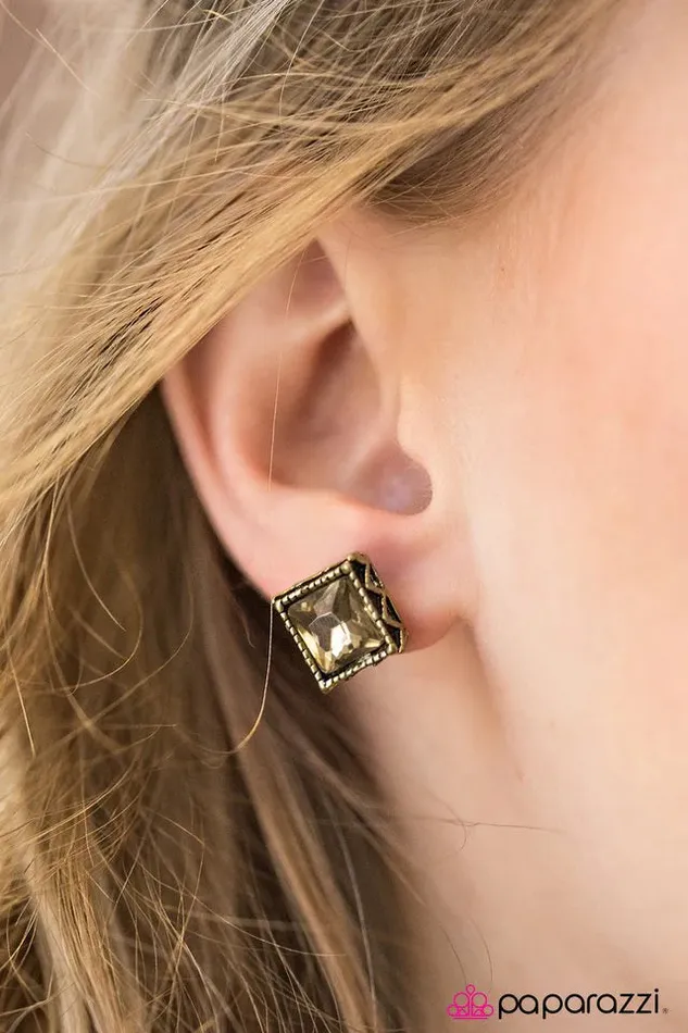 Paparazzi Jewelry Earrings Paparazzi Earring Own The Show Brass
