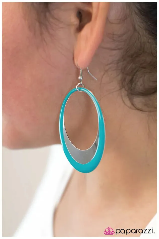 Paparazzi Jewelry Earrings Paparazzi Earring Rock the Cradle Blue