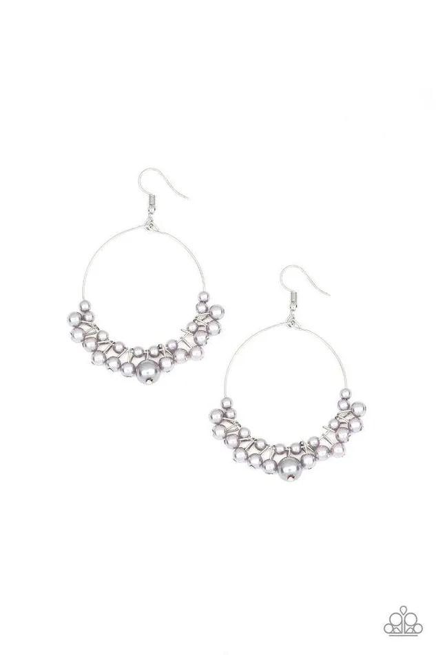 Paparazzi Jewelry Earrings Paparazzi Earring The PEARLfectionist Silver