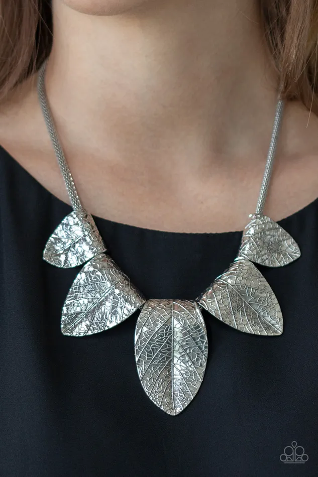 Paparazzi Jewelry Necklaces Paparazzi Necklace Garden Gatherer Silver