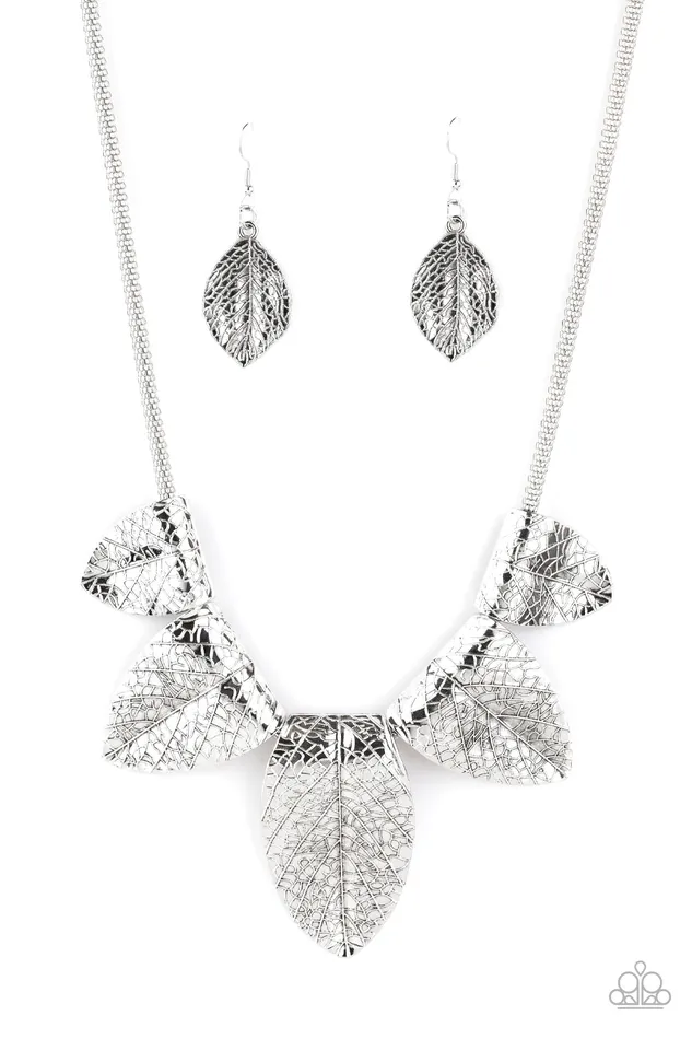Paparazzi Jewelry Necklaces Paparazzi Necklace Garden Gatherer Silver