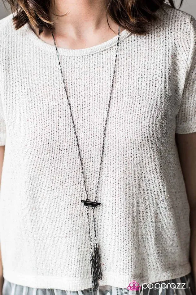 Paparazzi Jewelry Necklaces Paparazzi Necklace No Place Like ROME Black