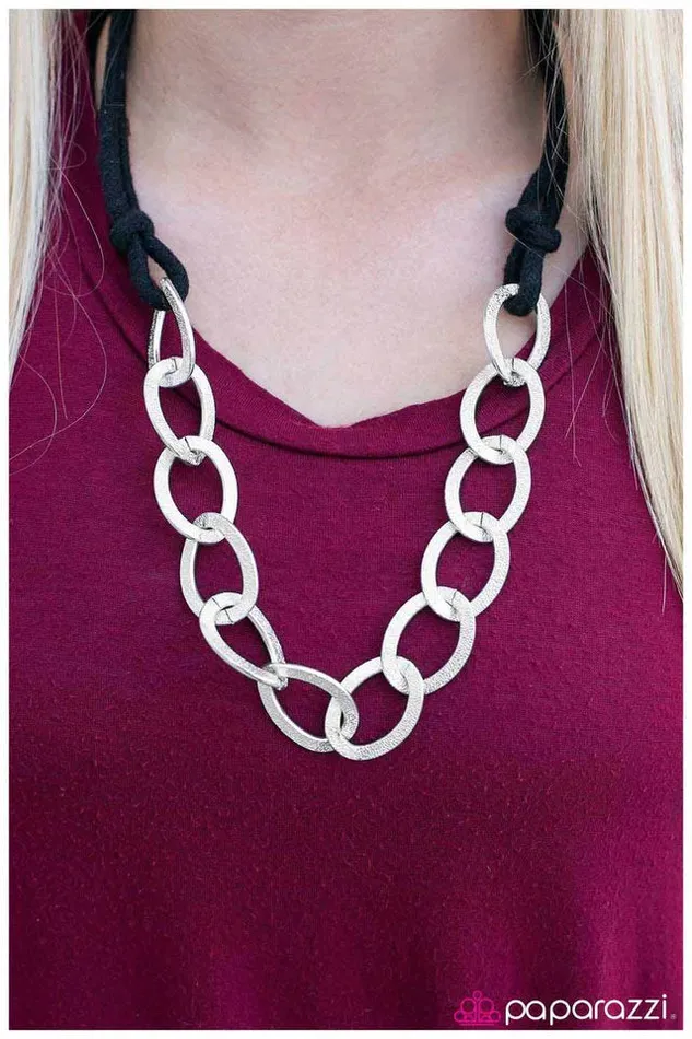 Paparazzi Jewelry Necklaces Paparazzi Necklace Rock the Boat Black