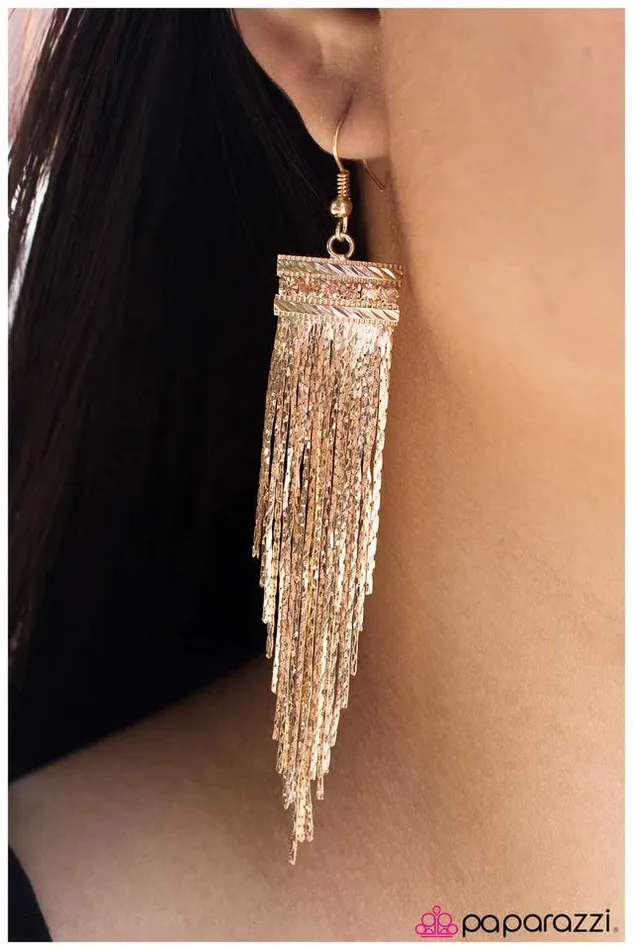 Paparazzi Jewelry Paparazzi Earring Fringe Worthy Gold Earrings