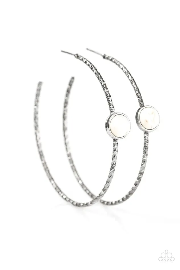 Paparazzi Jewelry Paparazzi Earring Treasure Seeker White Earrings