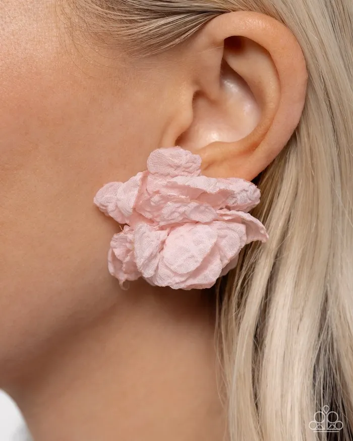 Paparazzi Jewelry Paparazzi Earring Tulle Twist Pink Earrings