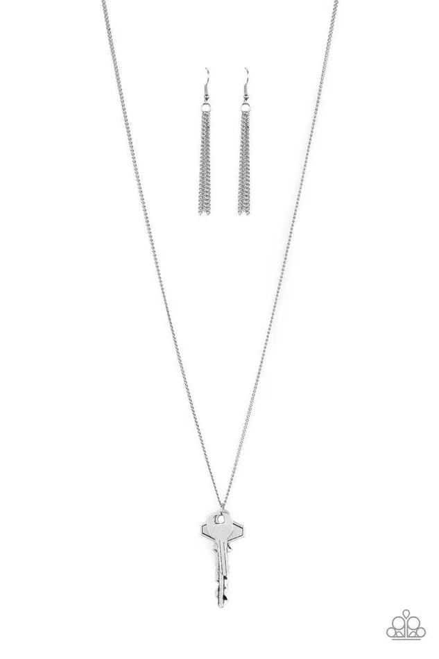 Paparazzi Jewelry Paparazzi Necklace The Keynoter Silver Necklaces