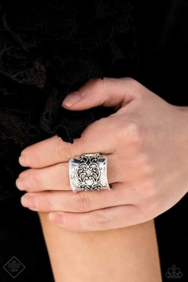 Paparazzi Jewelry Rings Paparazzi Ring Fashion Fix Dec 2020 Me Myself and IVY Silver