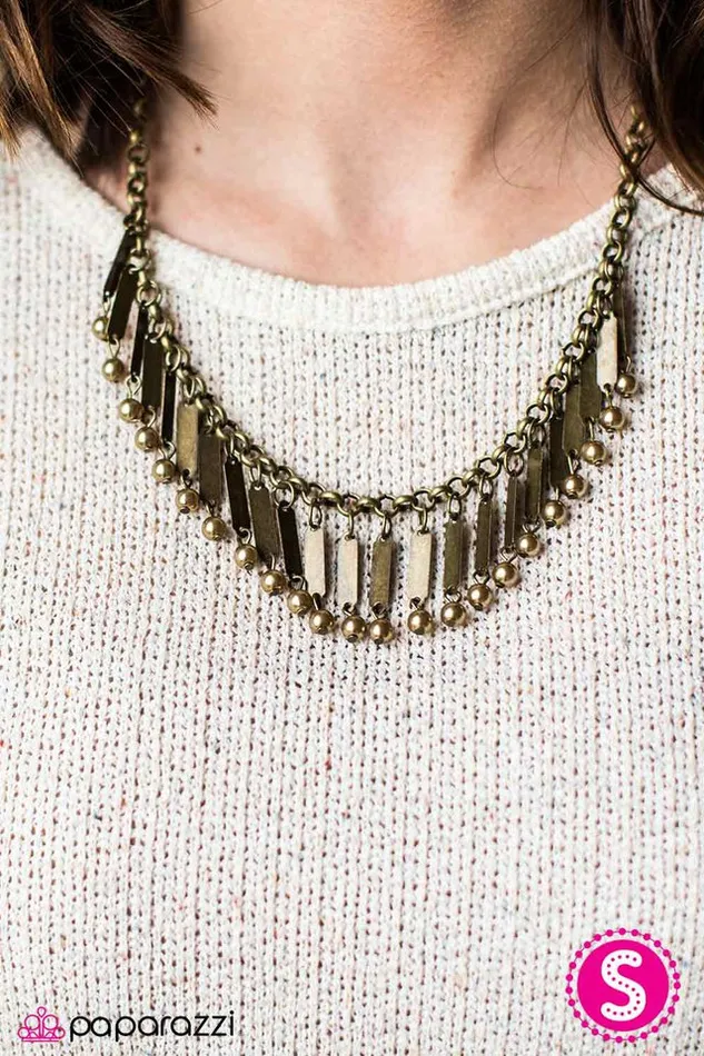 Paparazzi Necklace All the Right Moves Brass Paparazzi Jewelry Necklaces
