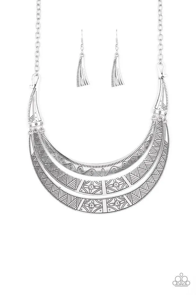 Paparazzi Necklace Take All You Can GATHERER Silver Paparazzi Jewelry Necklaces