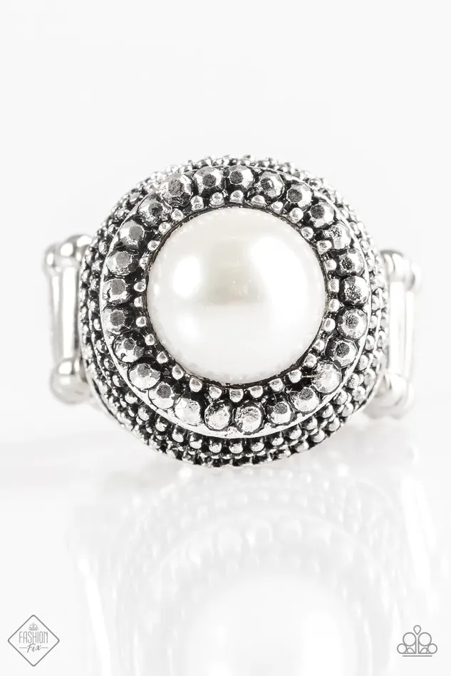 Paparazzi Ring Bronx Beauty White Paparazzi Jewelry Rings