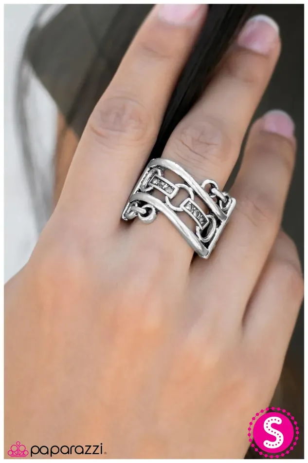 Paparazzi Ring Make Me Sway Silver Paparazzi Jewelry Rings
