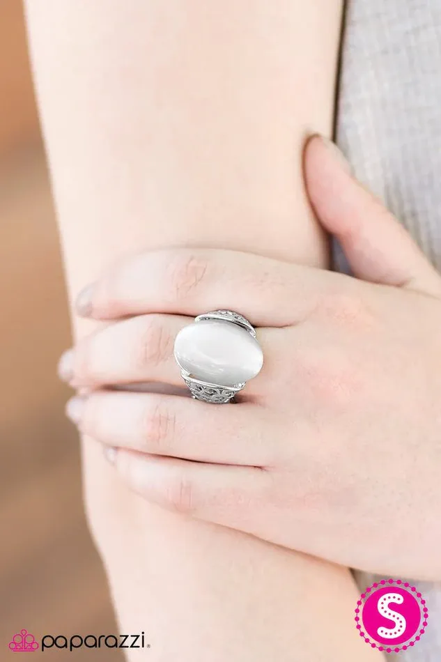 Paparazzi Ring Midnight Moonwalk White Paparazzi Jewelry Rings