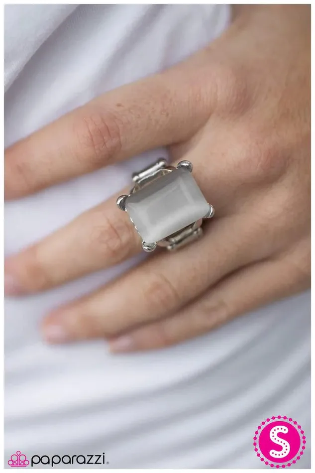 Rings Paparazzi Jewelry Paparazzi Ring Keep Shining White