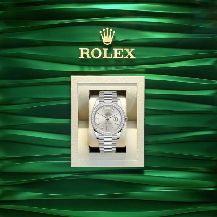 Rolex Day Date 40mm Ref 228349rbr0007 Silver Stripe Motif Stick Dial Diamond Bezel 18K White Gold President Bracelet Mens Watch Rolex Bracelets