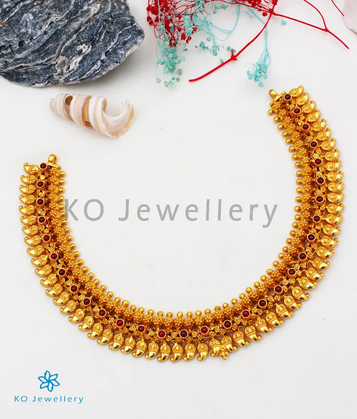Silversmith Necklaces The Madhura Silver Mango Necklace