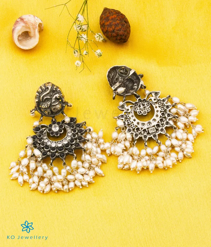 Silversmith The Marala Silver Guttapusalu Necklace OxidisedBlueRice Pearl Necklaces