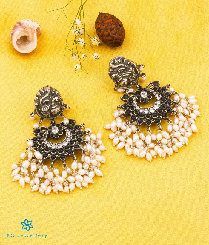 Silversmith The Marala Silver Guttapusalu Necklace OxidisedBlueRice Pearl Necklaces