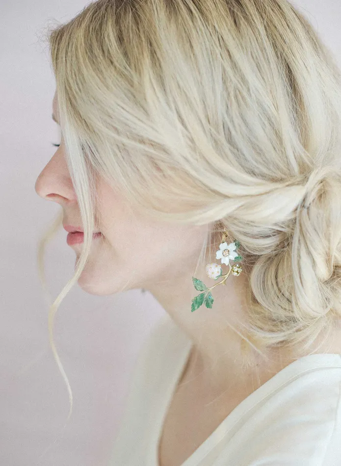 Strawberry vine earrings Style 820 twigs honey Earrings